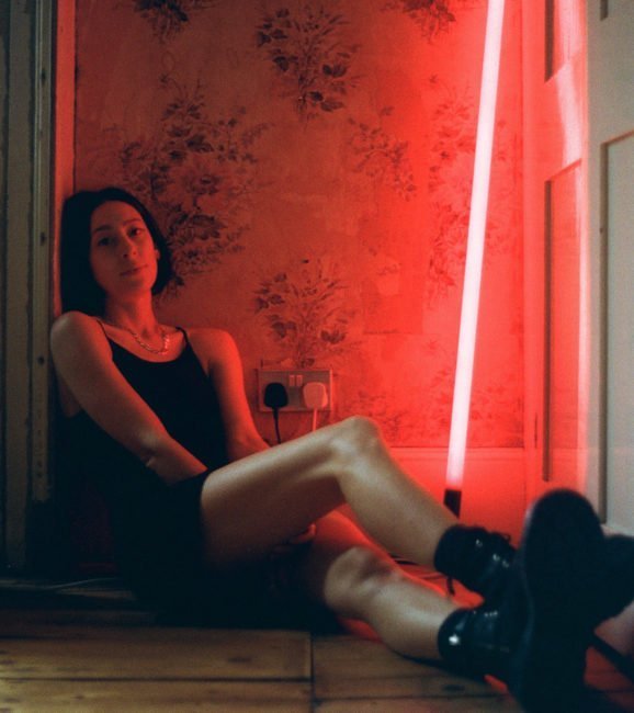 TRACK OF THE DAY: London-based artist MAGUIRE has revealed her debut single ‘Behind The Screen’ 