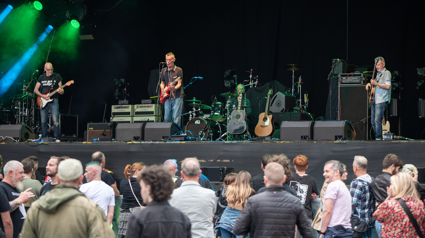 IN FOCUS// STIFF LITTLE FINGERS at Custom House Square, Belfast © Bernie McAllister